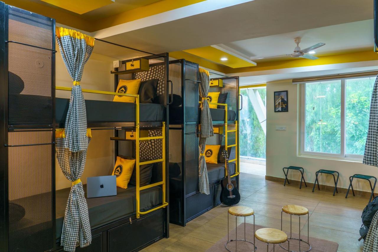 The Hosteller Dehradun Extérieur photo
