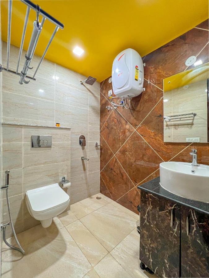 The Hosteller Dehradun Extérieur photo