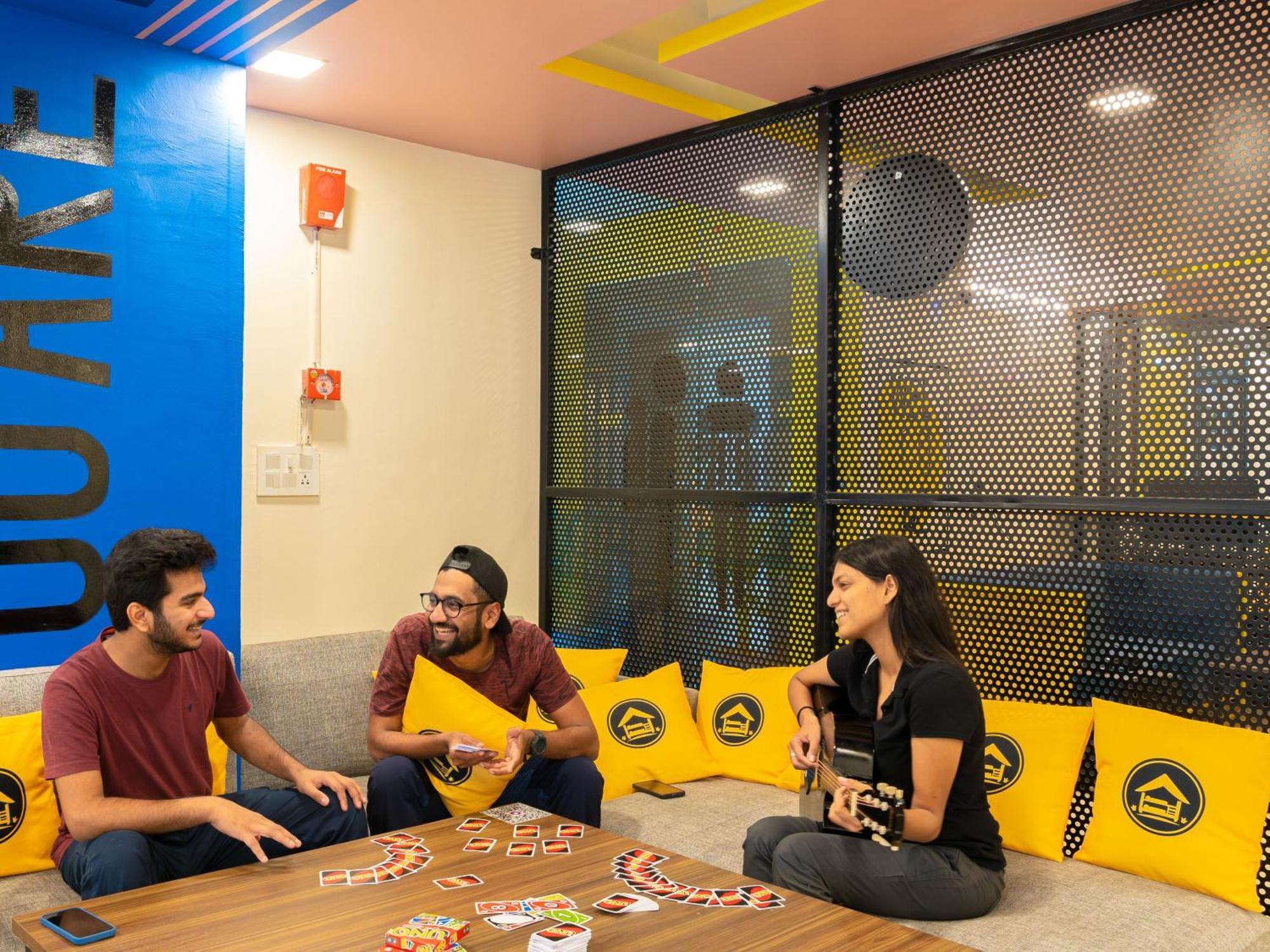 The Hosteller Dehradun Extérieur photo