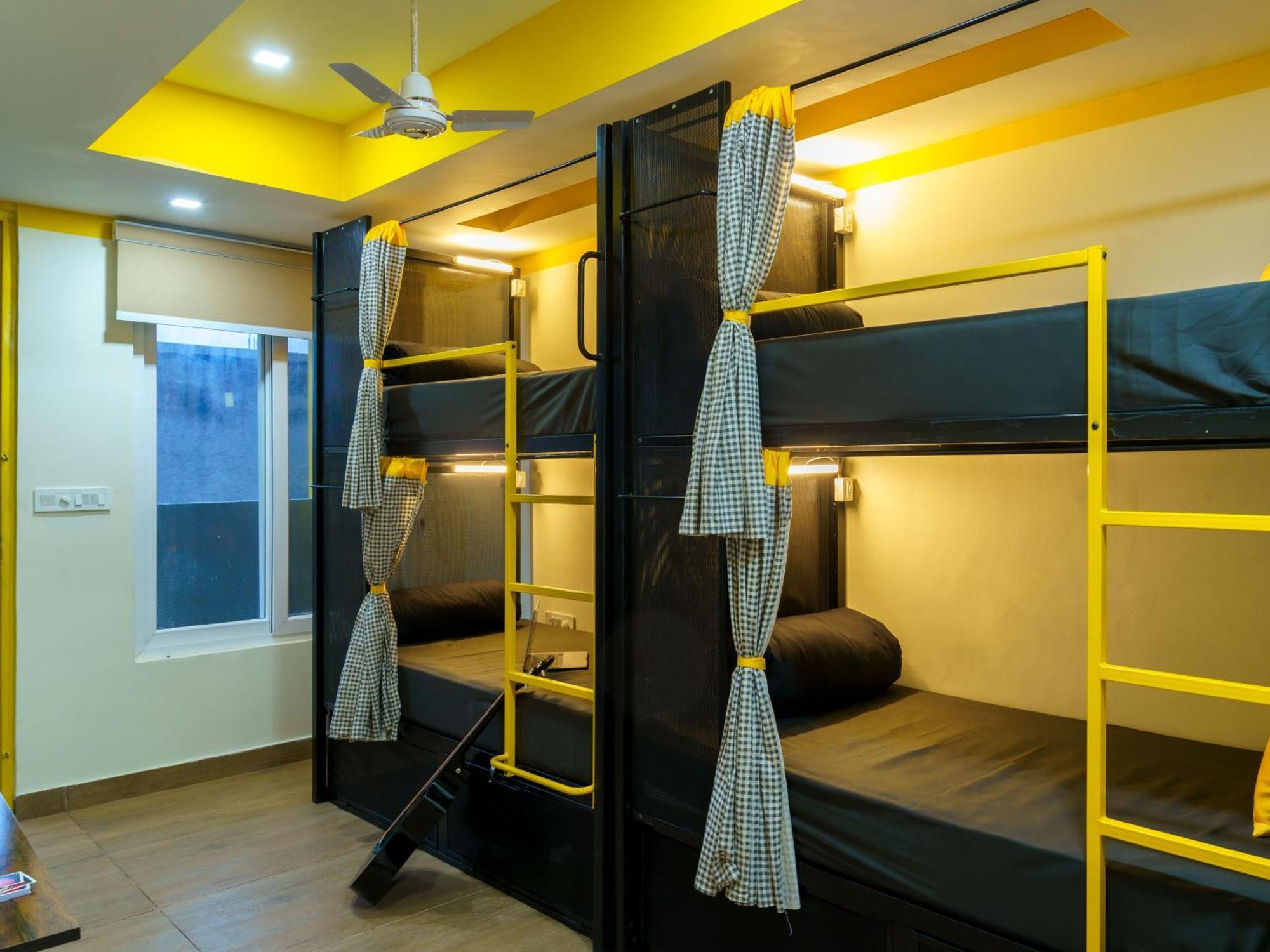 The Hosteller Dehradun Extérieur photo