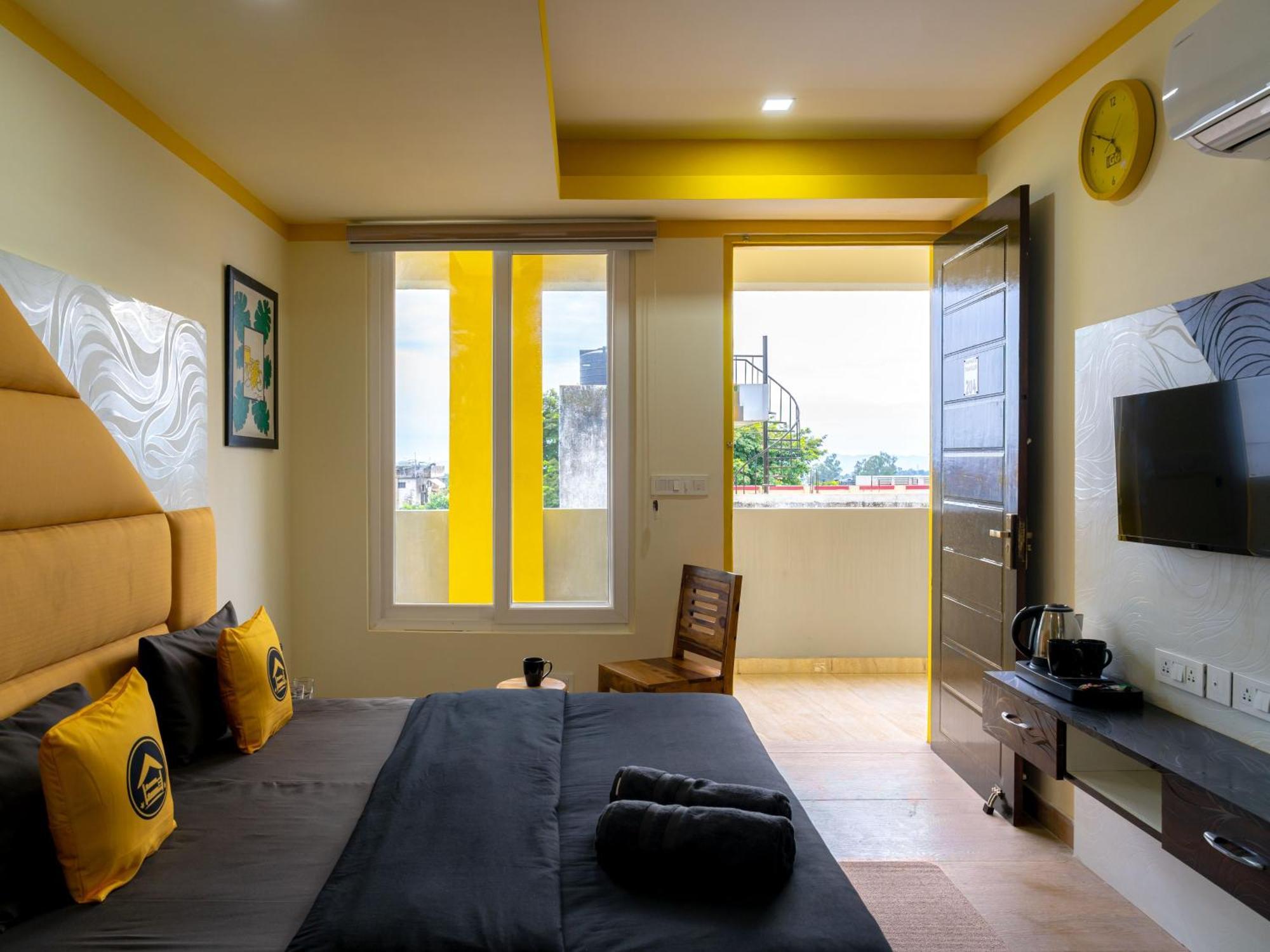 The Hosteller Dehradun Extérieur photo