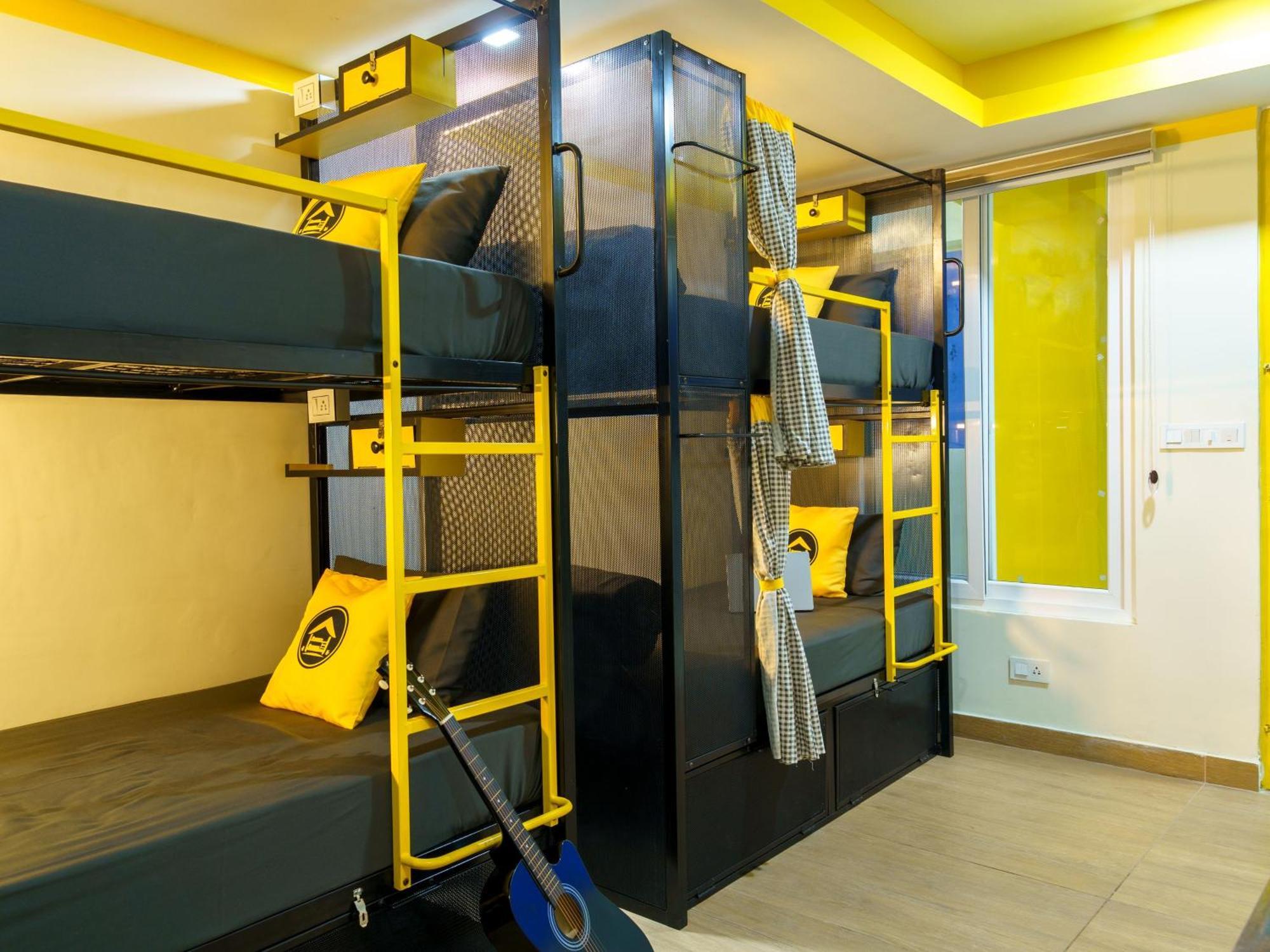 The Hosteller Dehradun Extérieur photo