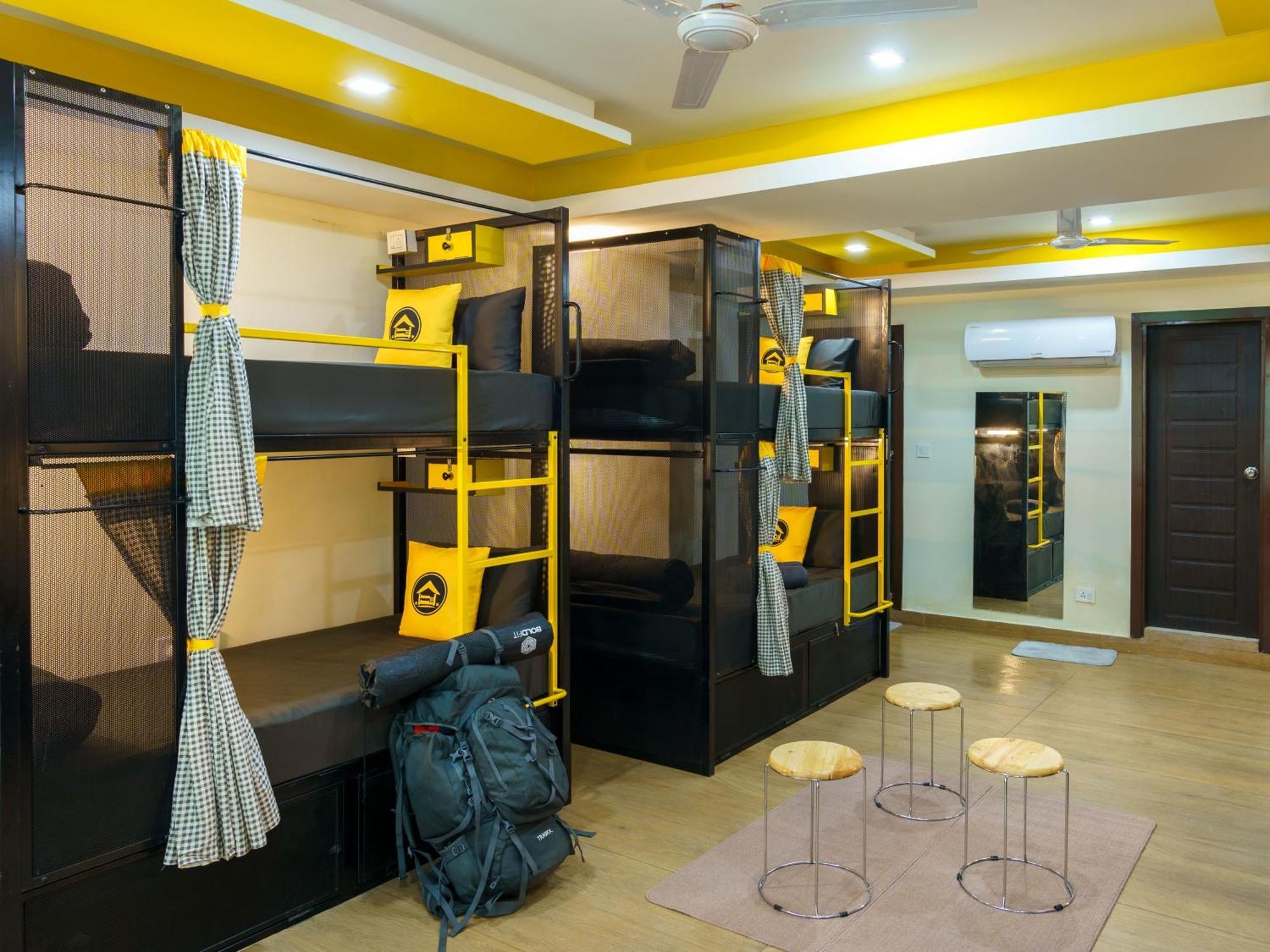 The Hosteller Dehradun Extérieur photo